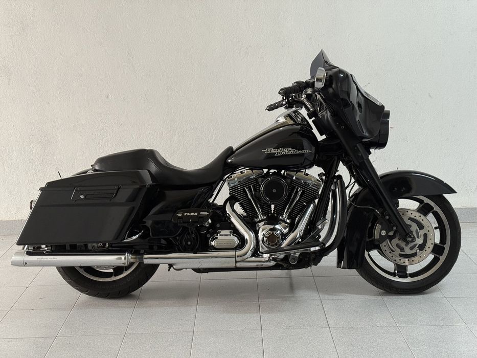 Harley davidson street glide 1690