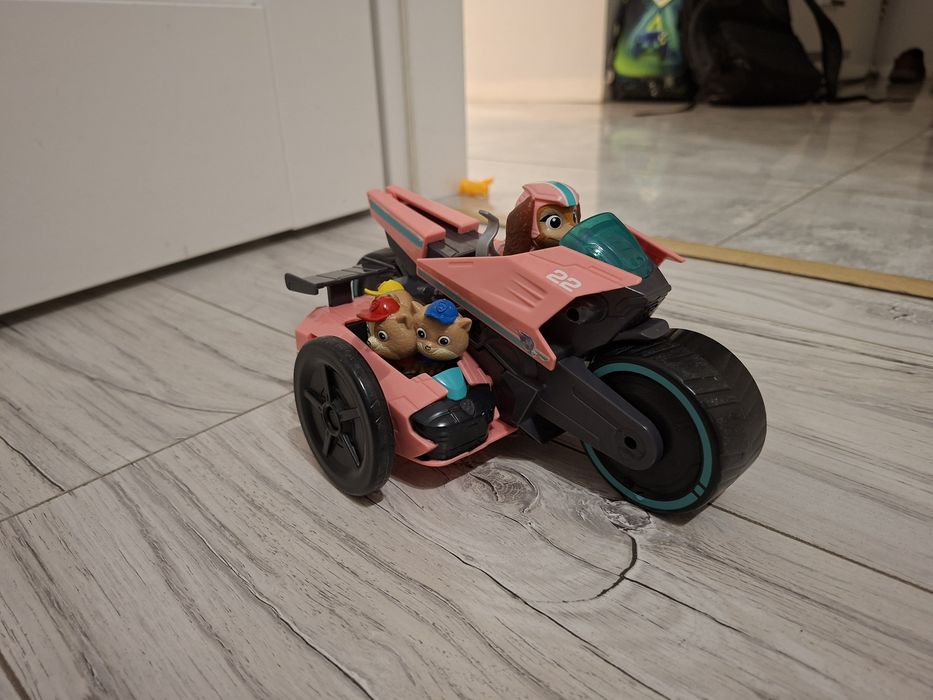 Liberty, psi patrol, motocykl