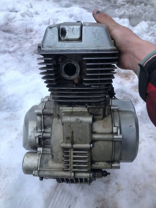 Двигун Зонгшен 125 в хорошому стані