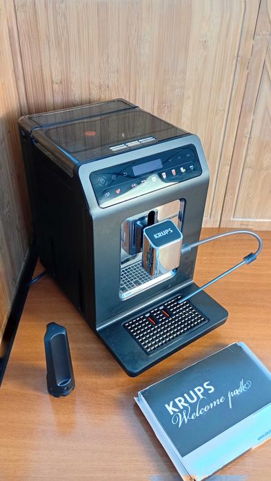 KRUPS EA895N Evidence One - Ekspres do kawy