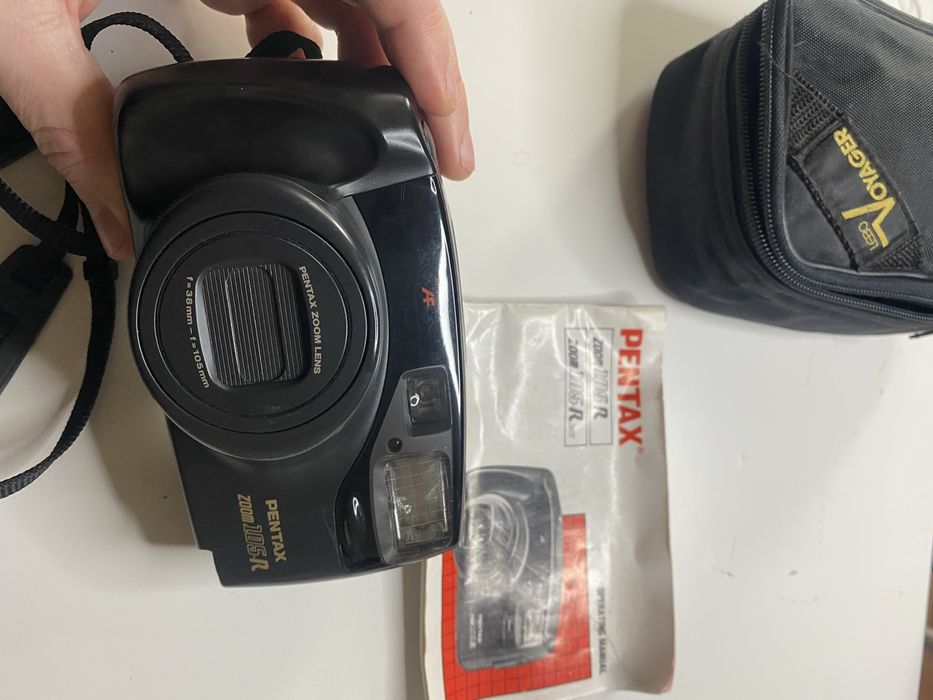 Плівковий фотоапарат Pentax zoom 105R