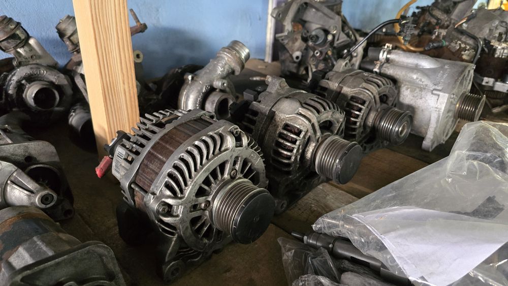 Компресор кондиціонера 1.5 1.9 1.8 2.0 2.2 2.5 2.3 Renault Nissan Opel