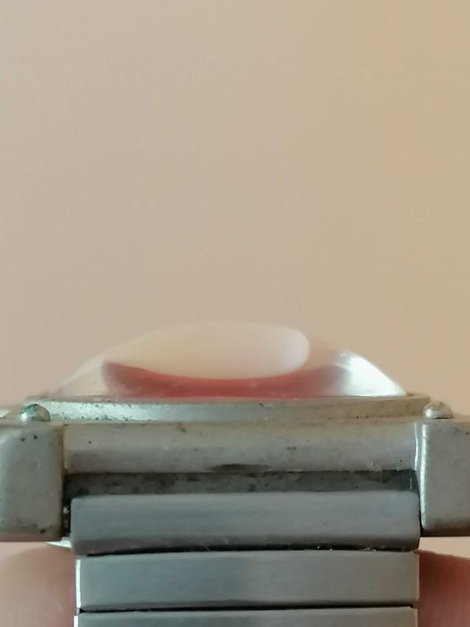 Ciekawy damski zegarek z bransoletką Limit