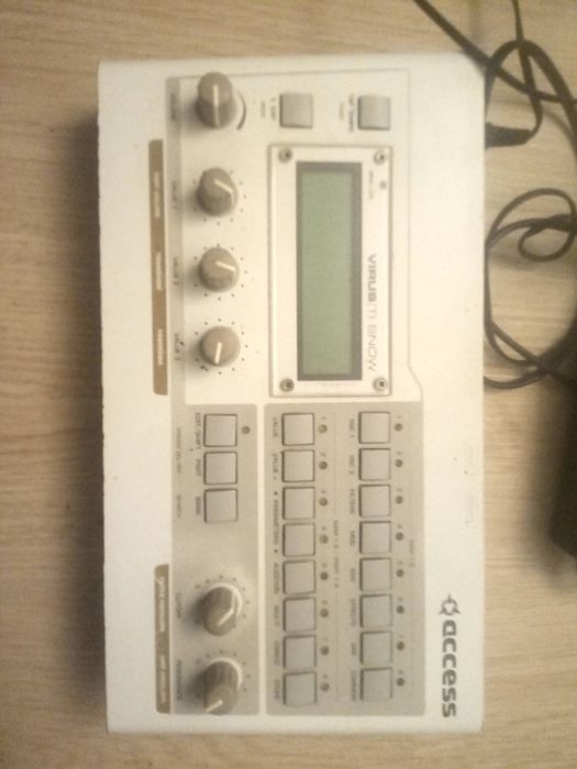 Vírus Ti Snow desktop