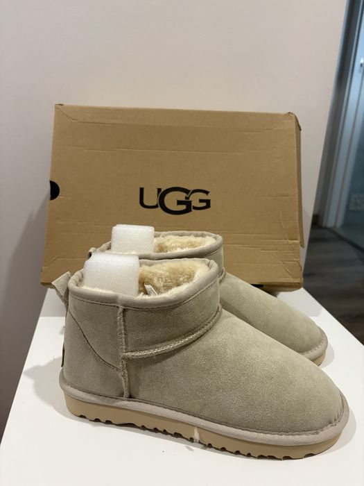 Botas Ugg 39 + meias ugg