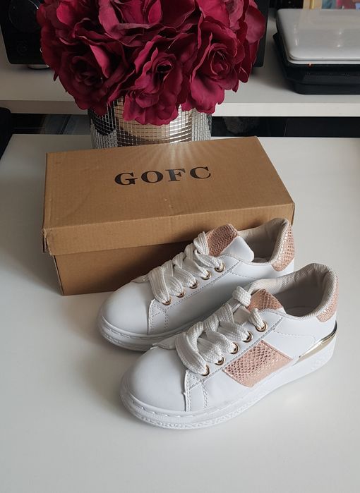 Buty dziewczęce sneakersy