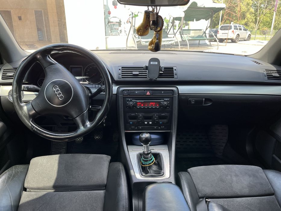 Audi A4 2003 року