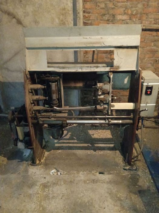 Станки деревообробні б.у фрезерний,розпиловочний, рейсму