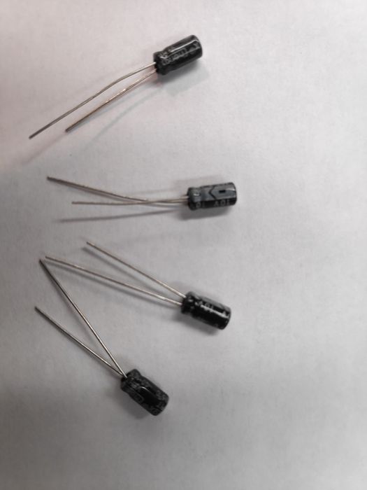 Capacitor eletrônico 10v-100uf