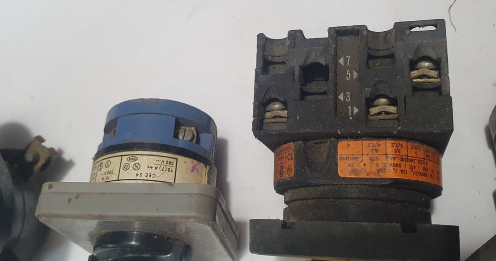 Włączniki włączniki