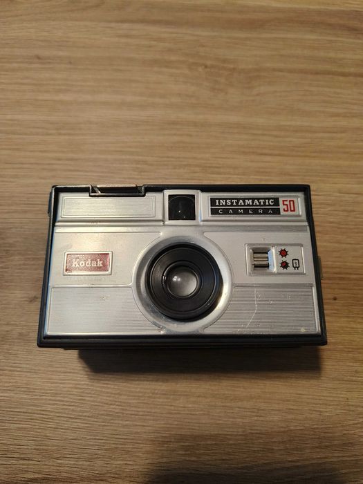 Aparat Kodak Instamatic 50, futerał