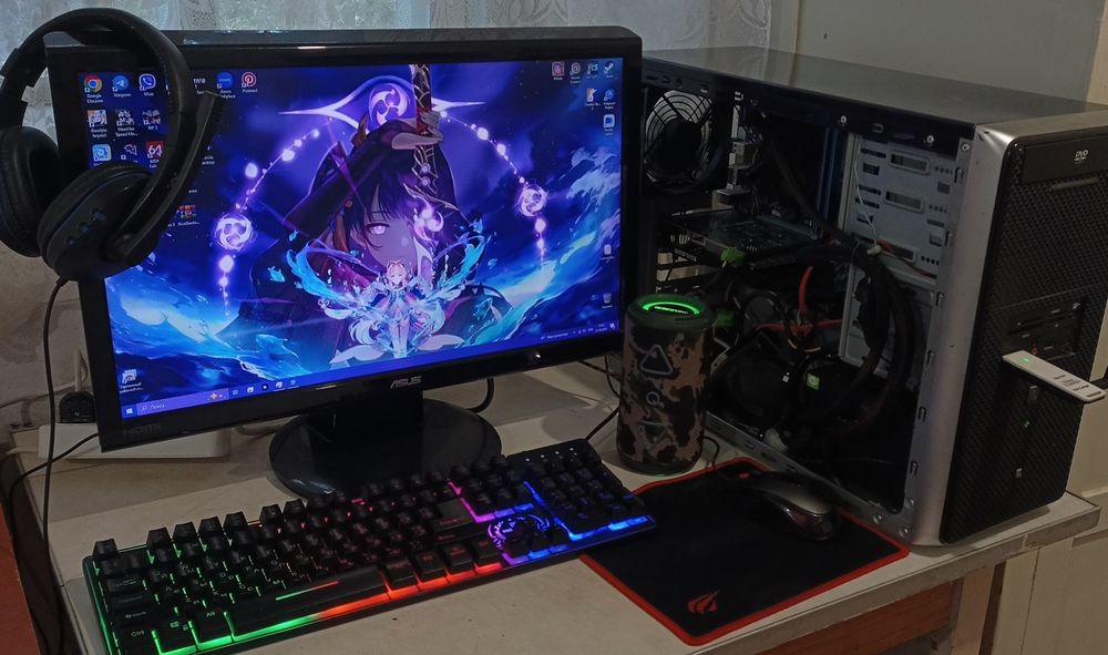 Игровой сетап. ПК,  Монитор, Клава, Мышь