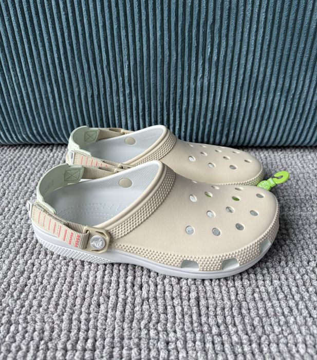Crocs  damskie r. 42-43 m9/w11 beżowe Nowe Antypoślizgowe