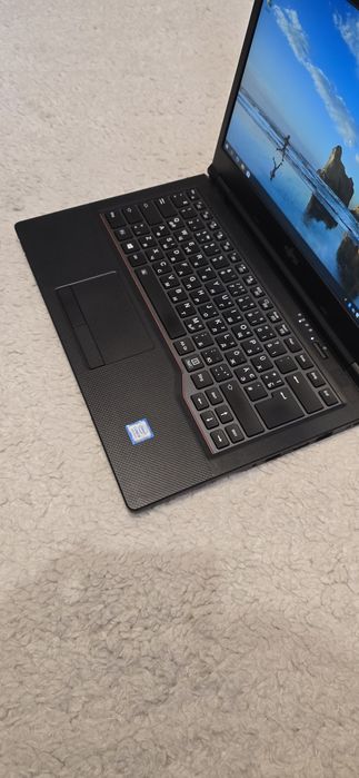 Fujitsu LifeBook E (i5 8350, 12Gb DDR4)
