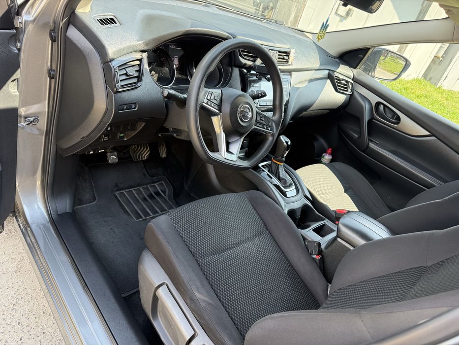 Nissan Roguer  sport  2018.