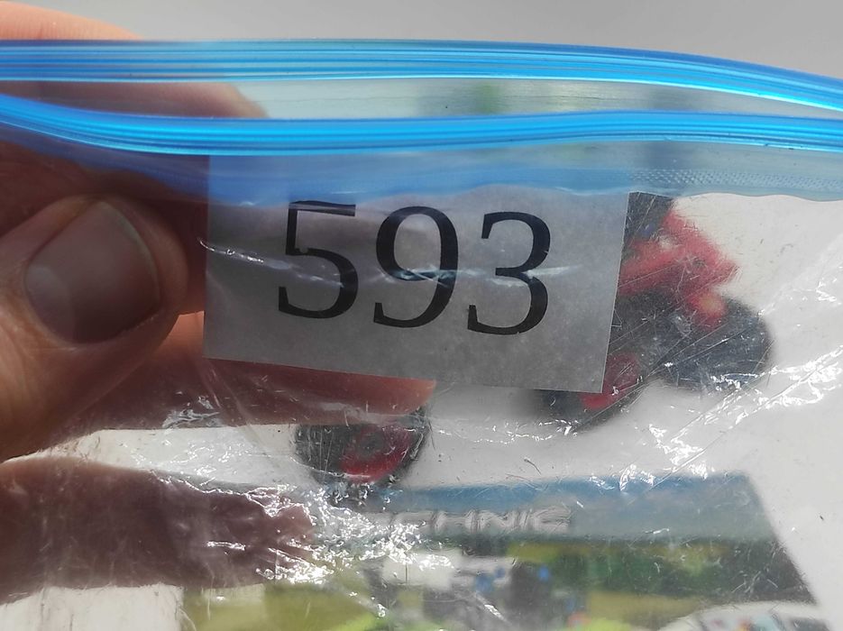 Klocki LEGO Technic 42102 Mini CLAAS XERION + instrukcja #593