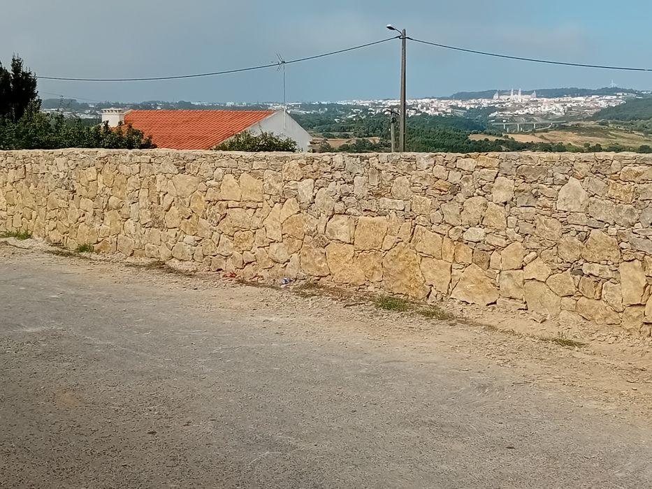 Muros de pedra/ recuperação de muros
