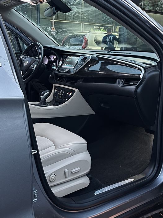 Продам идеальный Buick Envision