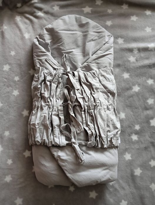 Szary rożek/otulacz niemowlęcy