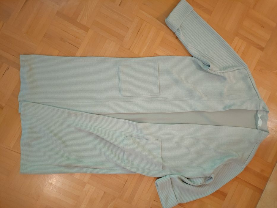 Dlugi kardigan damski koloru oliwowego, bardzo fajne wykonanie i materiał, Polecam, Reserved