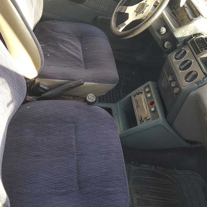 vende-se carro peugeot 205 xt