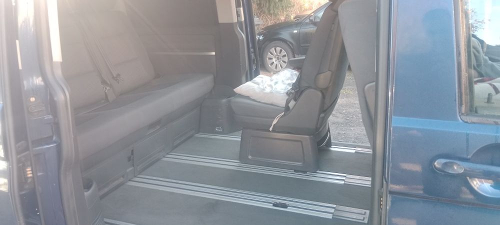 VW T5 MULTIVANprywatnie