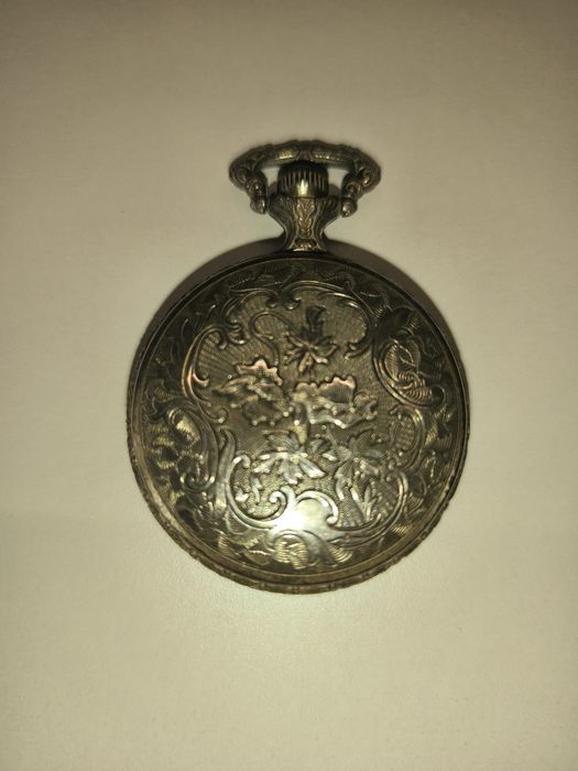Relógio de bolso a pilhas
