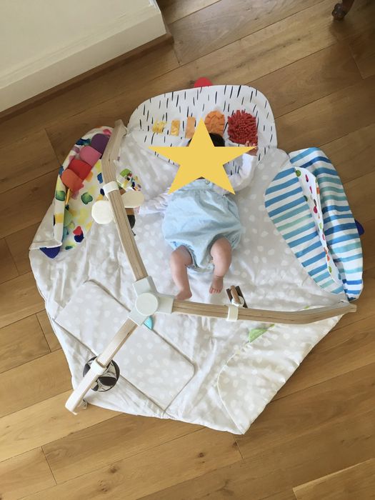 Ginásio para bebé Lovevery Play Gym + sensory strands