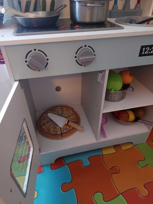 Cozinha de criança com acesssórios