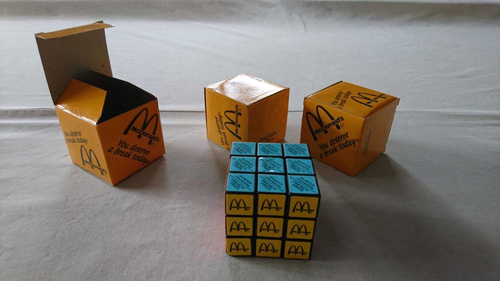 Cubo Rubik / mágico McDonald's