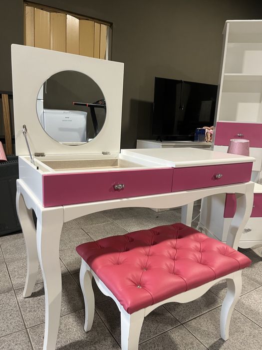 Quarto completo moderno