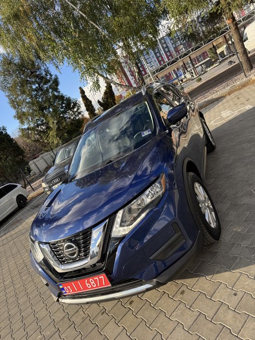 Nissan Rogue SV AWD