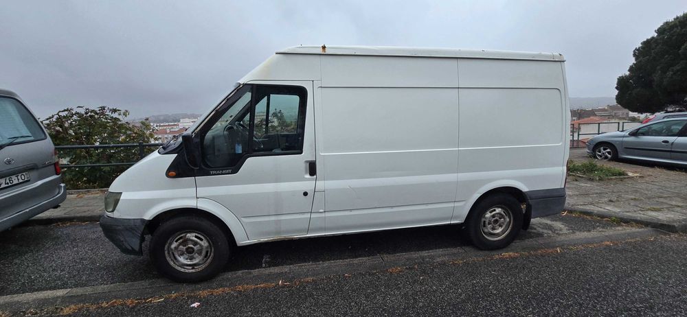 Ford tranzit usado ano 2000