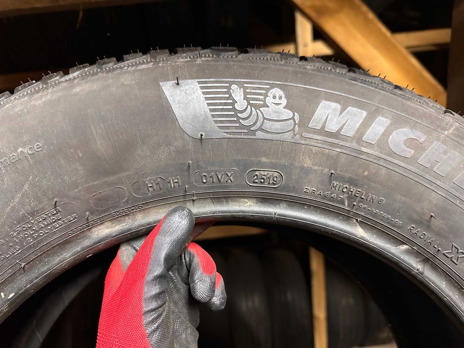 Шини зима 235/60R17 MICHELIN PILOT ALPIN 5 suv 4шт 7-7,5мм