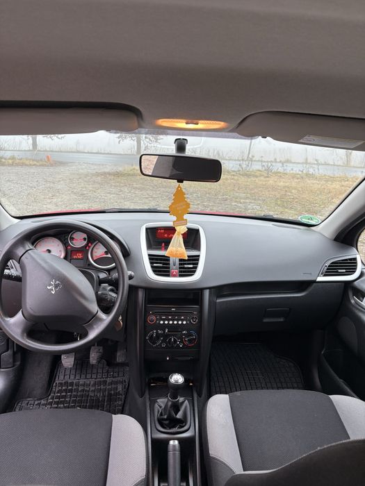 Peugeot 207 1.4 Benzyna 2008r