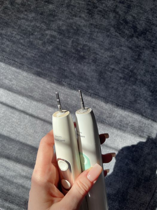 Зубна щітка Philips