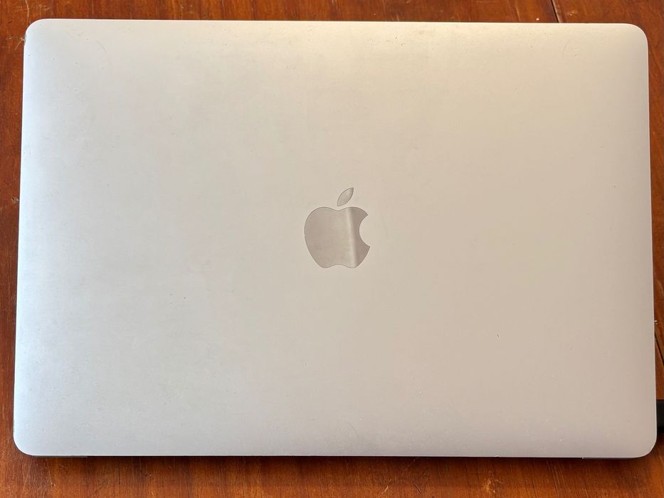 MacBook Air 13" Retina (2020) Intel i3 • 8GB • 256GB SSD – Bateria Excelente!