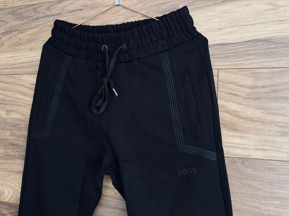 Hugo Boss dres męski kompletny