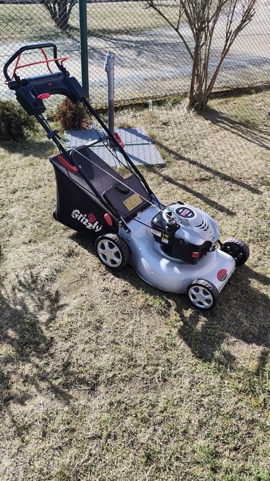 Kosiarka spalinowa grizzly z napędem