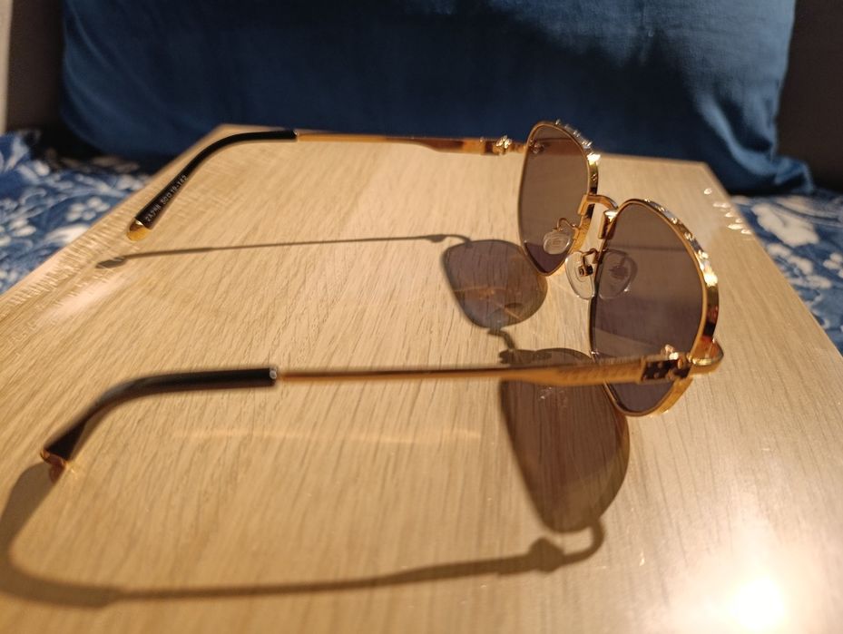 Louis Vuitton, Versace okulary przeciwsłoneczne.