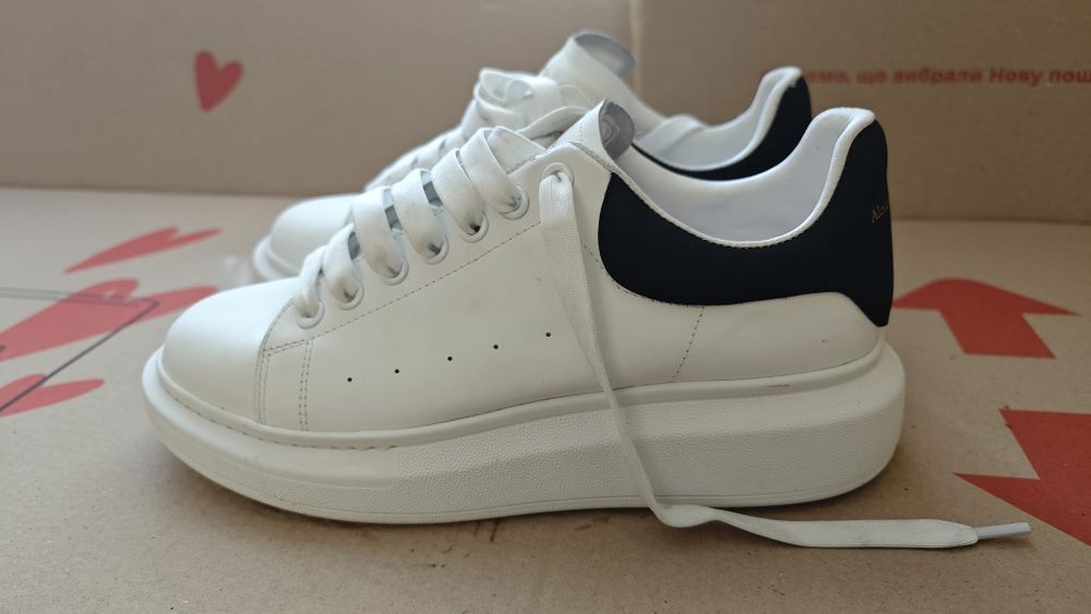 Кросівки Alexander McQueen Oversized
