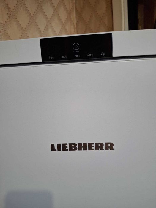 Морозильная камера Liebherr FNe 1404