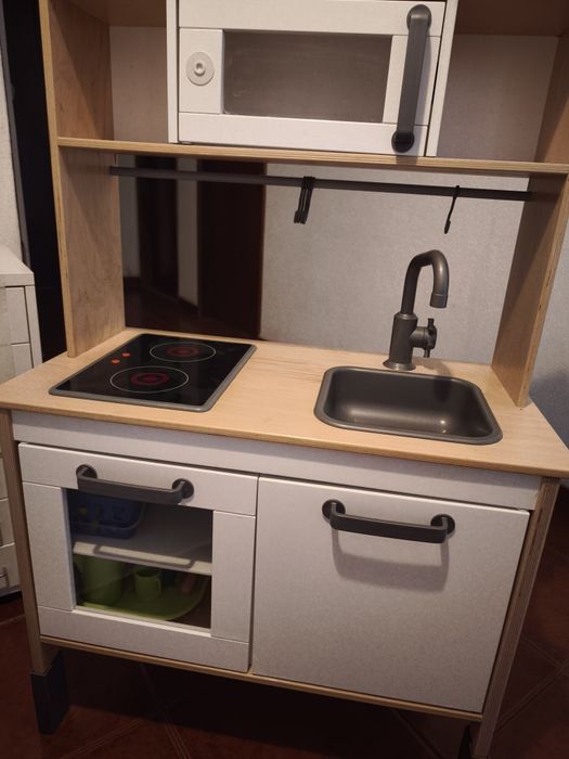 Cozinha IKEA criança