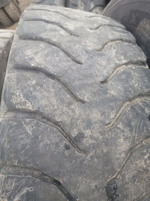 Opony 13/22.5 budowlane