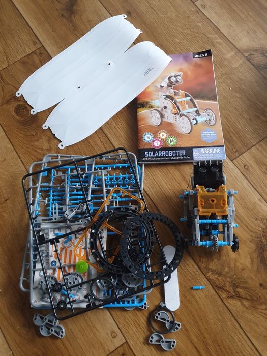Sillbird zabawka edukacyjna robot solarny 190 elementow