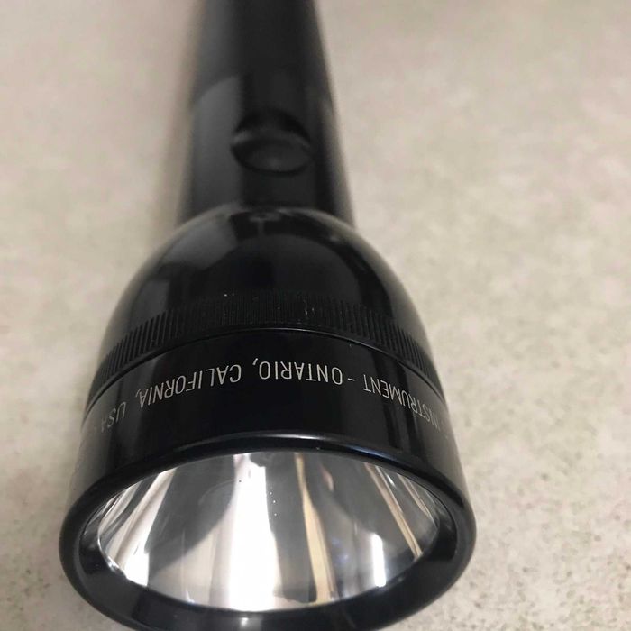 фонарик mag-lite