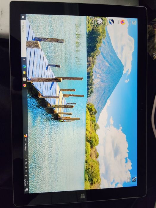 Surface Pro 6 - com carregador - 180€