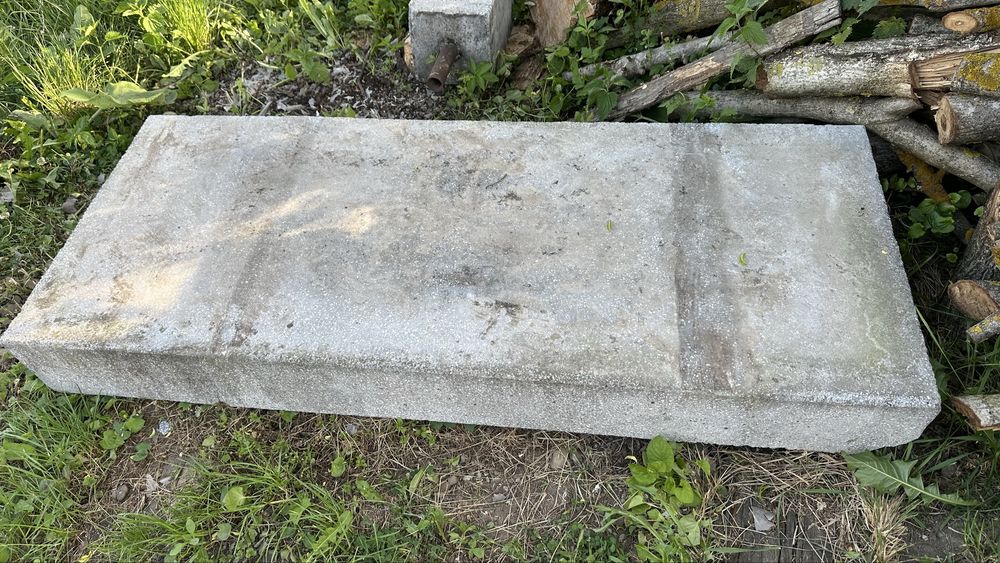 Памʼятники низ з крихти Безкоштовно Загвіздя