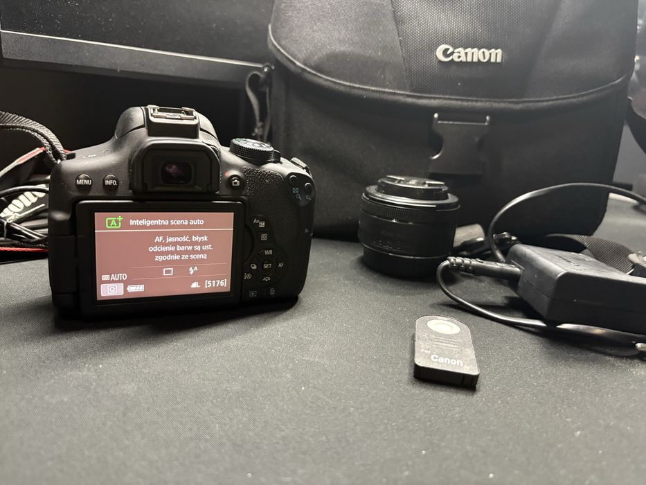 Lustrzanka Canon EOS 750D