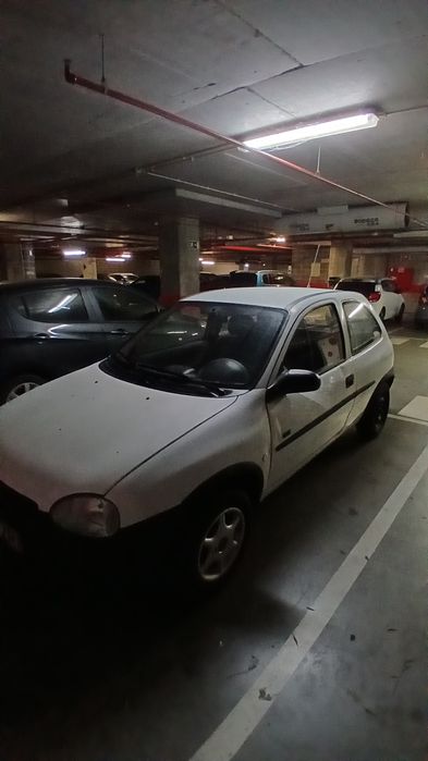 Opel corsa B 1998